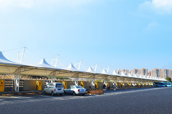 膜結構車(chē)棚定制(zhì)需要(yào)注意哪些(xiē)方面?